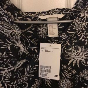 H&M blouse，brand new